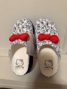 Hello Kitty x Crocs Adult Siren Heeled Clog Women 6